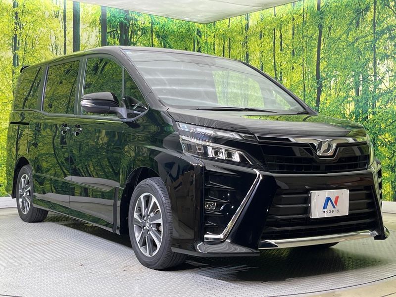 2017 Toyota Voxy DBA-ZRR80W (UW-6aadffdfa4fb1)[14]