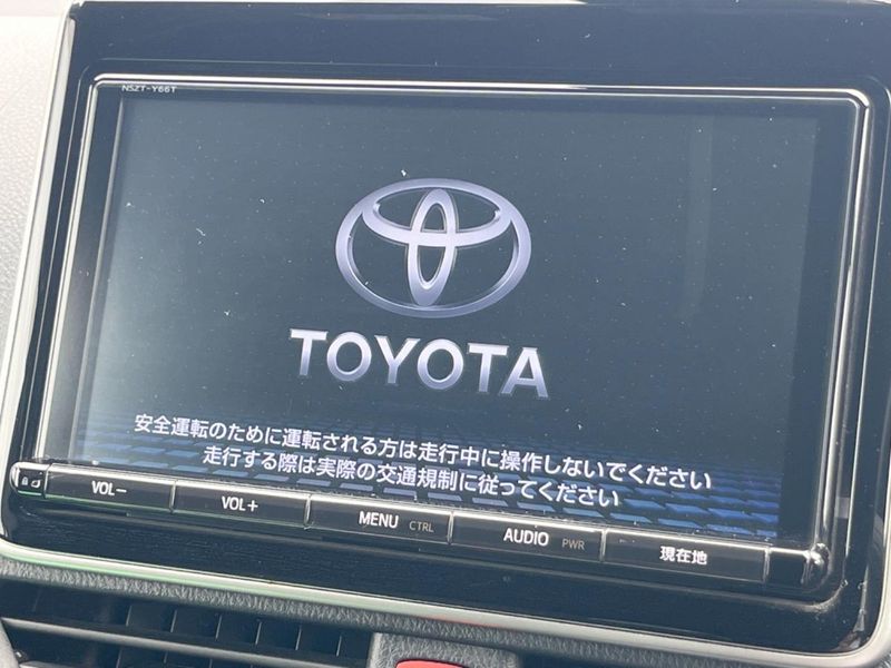 2018 Toyota Voxy DBA-ZRR80W (UW-6aadffe1aa715)[15]