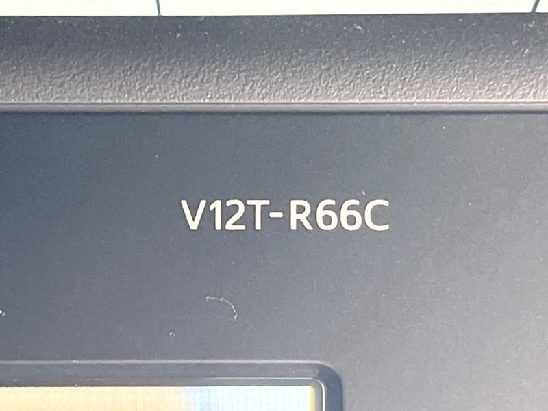 2018 Toyota Voxy DBA-ZRR80W (UW-6aadffe1aa715)[27]