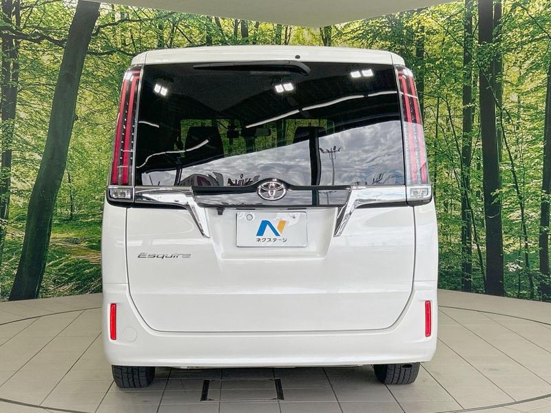 2018 Toyota Esquire DBA-ZRR80G (UW-6aadffe393452)[11]