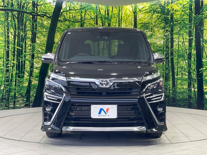 2020 Toyota Voxy 3BA-ZRR80W (UW-6aadffe7ab139)[20]