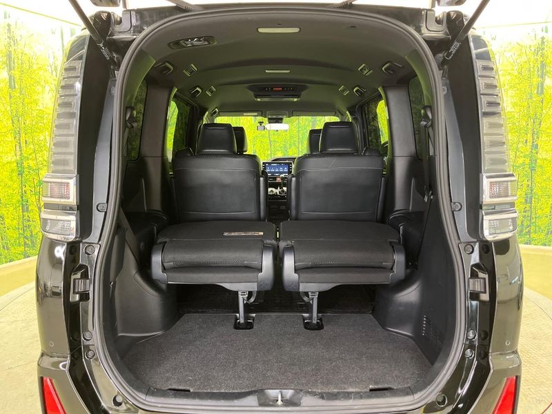2020 Toyota Voxy 3BA-ZRR80W (UW-6aadffe9051c1)[21]