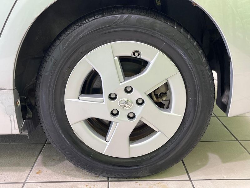 2010 Toyota Prius DAA-ZVW30 (UW-6aadfffe5ea42)[11]