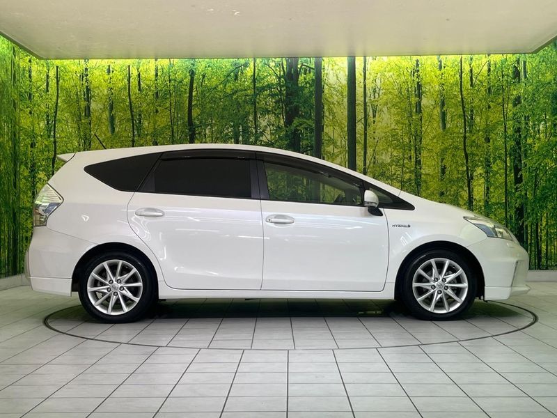 2013 Toyota Prius α DAA-ZVW41W (UW-6aae0006340eb)[9]