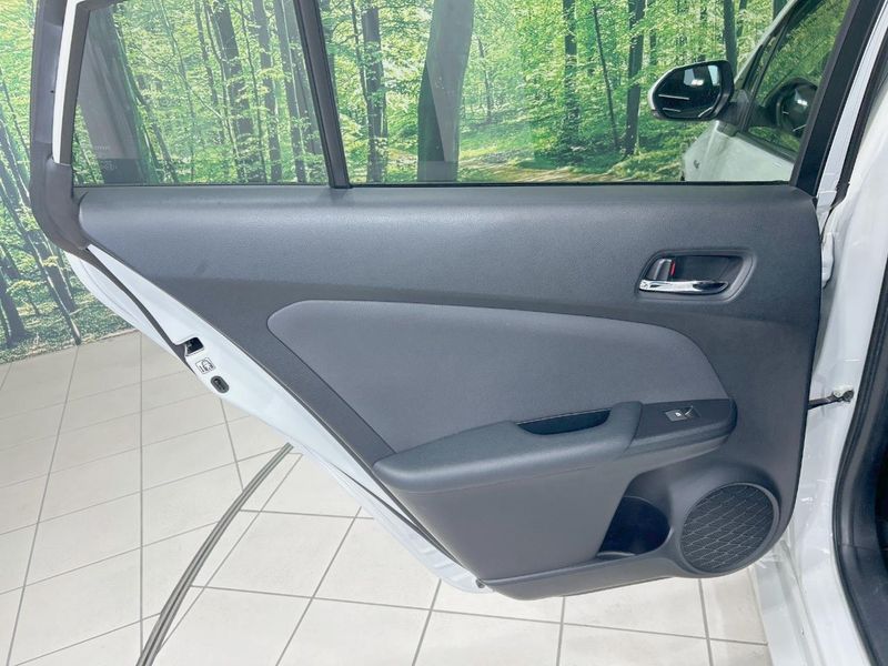 2016 Toyota Prius DAA-ZVW50 (UW-6aae0006ad58d)[21]