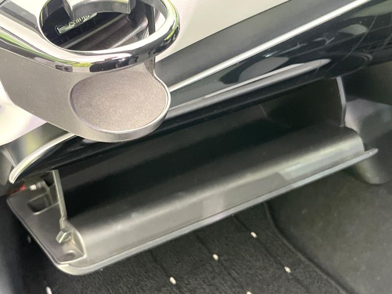 2017 Toyota Prius DAA-ZVW50 (UW-6aae0009790e6)[29]