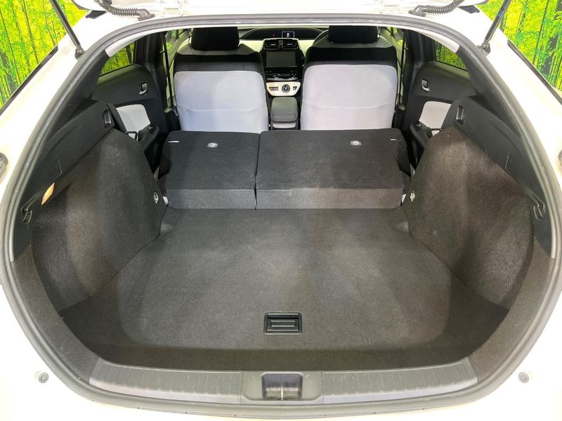 2017 Toyota Prius DAA-ZVW50 (UW-6aae0009790e6)[23]