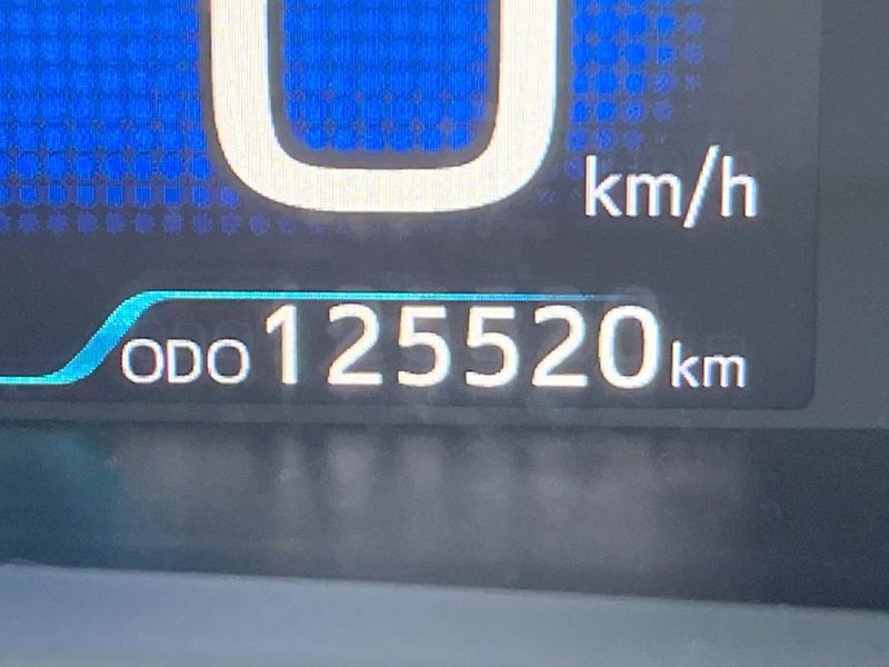 2018 Toyota Prius DAA-ZVW50 (UW-6aae000aa1e34)[2]
