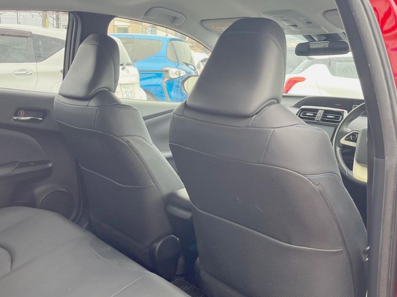 2016 Toyota Prius DAA-ZVW50 (UW-6aae000b969e9)[8]
