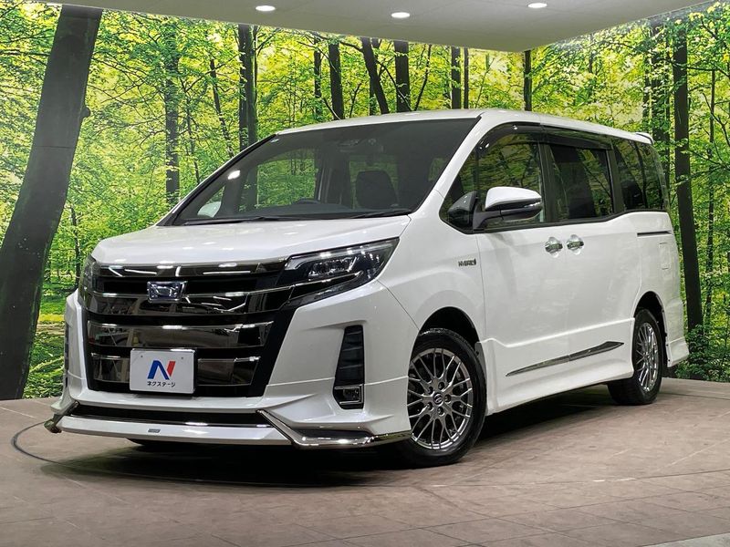 2018 Toyota Noah DAA-ZWR80W (UW-6aae0022a53e3)[0]