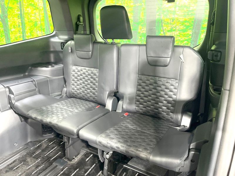 2023 Toyota Voxy 6AA-ZWR90W (UW-6aae002d3f2fa)[22]