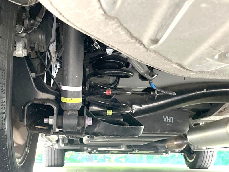 2023 Toyota Voxy 6AA-ZWR90W (UW-6aae002d3f2fa)[27]