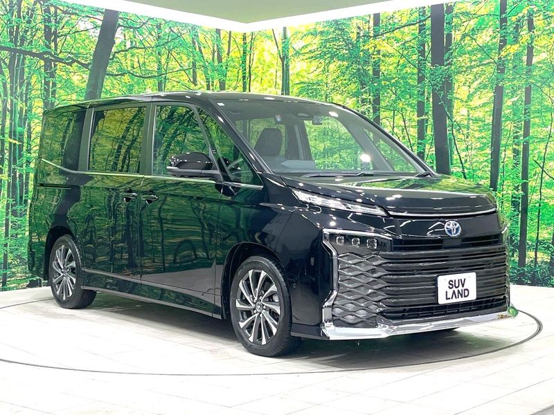 2023 Toyota Voxy 6AA-ZWR90W (UW-6aae002d3f2fa)[15]
