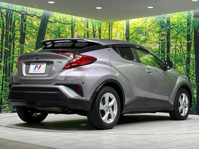 2017 Toyota C-HR DAA-ZYX10 (UW-6aae003bdff07)[10]