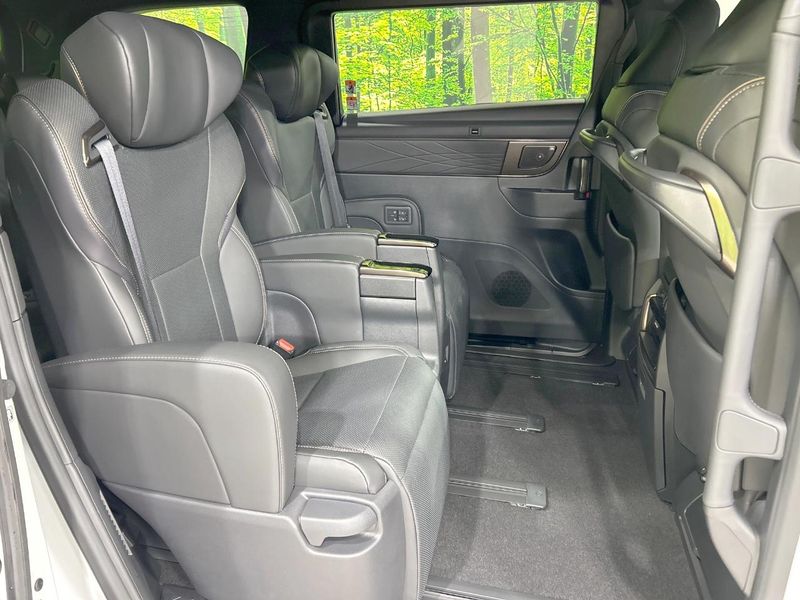2025 Toyota Alphard Hybrid 6AA-AAHH40W (UW-6aaf4d0e6c1ac)[26]