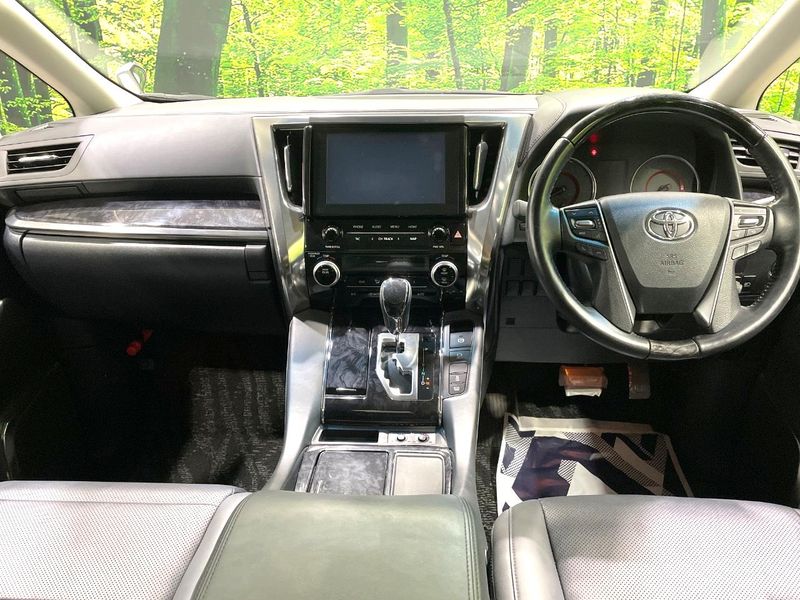 2020 Toyota Alphard 3BA-AGH30W (UW-6aaf4d2cb338b)[4]