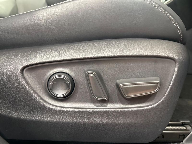 2021 Toyota RAV4 6AA-AXAH54 (UW-6aaf4d559e934)[22]