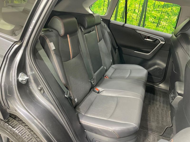 2022 Toyota RAV4 6AA-AXAH54 (UW-6aaf4d57e1a20)[27]