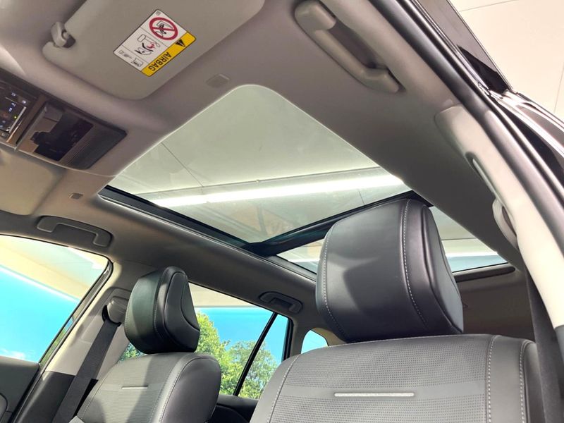 2026 Toyota RAV4 6AA-AXAN64 (UW-6aaf4d5af0663)[21]