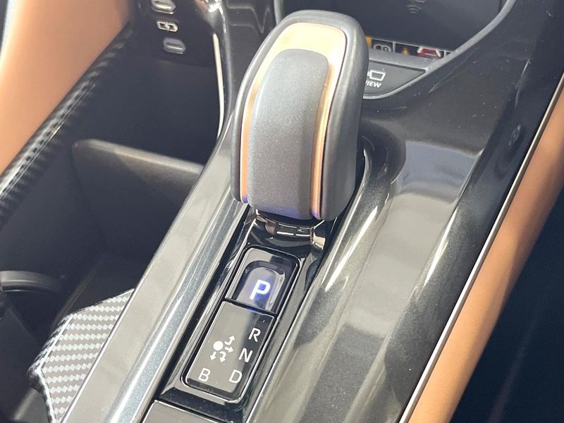 2024 Toyota Crown Sports 6AA-AZSH36W (UW-6aaf4d7e3f612)[23]