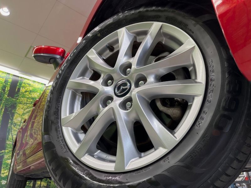2016 Mazda Axela Sports LDA-BMLFS (UW-6aaf4dbc7c19d)[21]