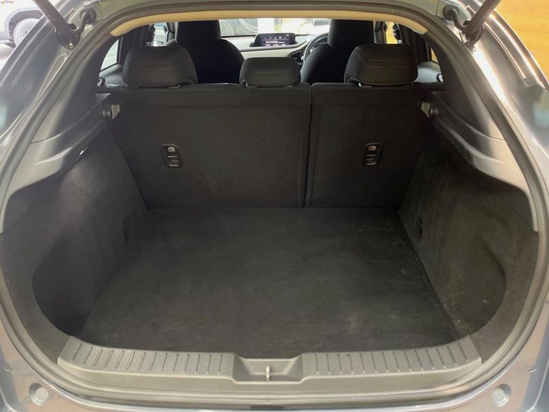 2019 Mazda CX-30 5BA-DMEP (UW-6aaf4de35e54e)[15]