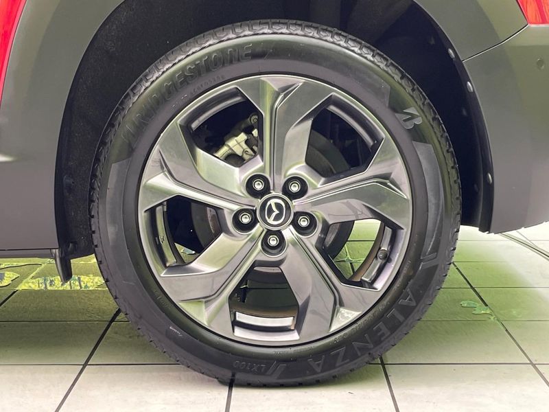 2020 Mazda MX-30 5AA-DREJ3P (UW-6aaf4de77ebe9)[22]