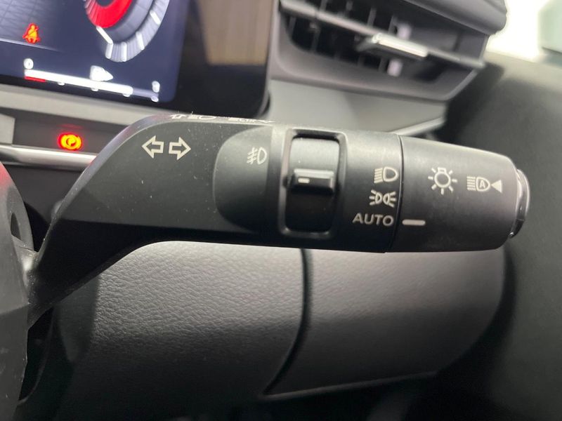 2021 Nissan Aura 6AA-FE13 (UW-6aaf4df621faf)[20]