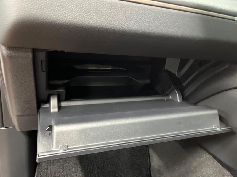 2024 Toyota Land Cruiser 250 3DA-GDJ250W (UW-6aaf4e113829d)[4]