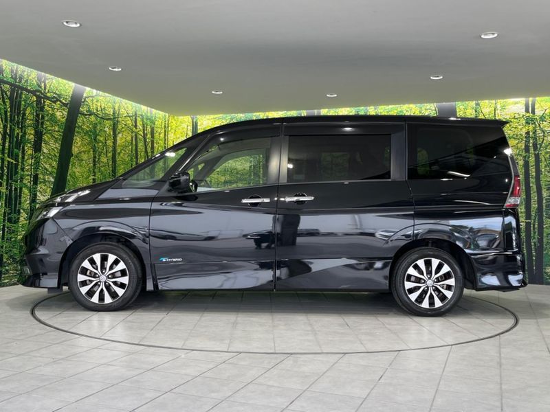 2017 Nissan Serena DAA-GFC27 (UW-6aaf4e18218ea)[17]
