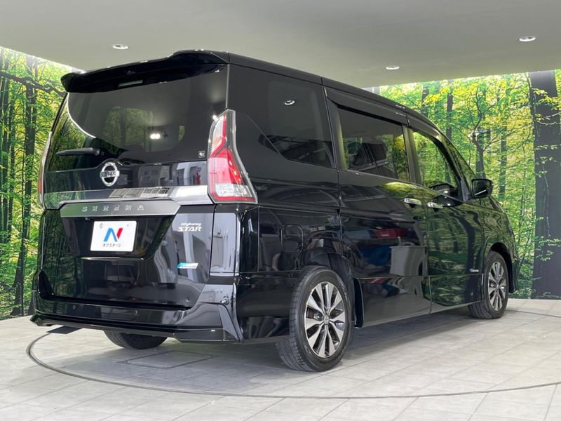 2017 Nissan Serena DAA-GFC27 (UW-6aaf4e18218ea)[14]