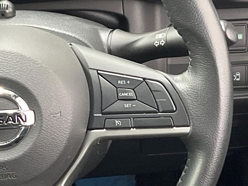 2018 Nissan Serena DAA-GFC27 (UW-6aaf4e1d44762)[17]