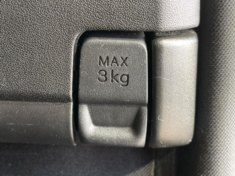 2019 Nissan Serena DAA-GFC27 (UW-6aaf4e1fc68b4)[26]