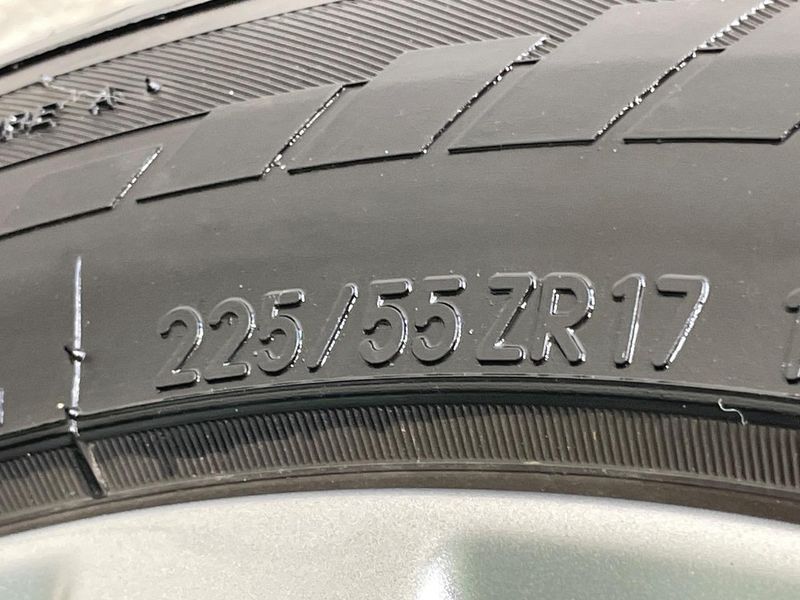 2014 Mazda Atenza Wagon LDA-GJ2FW (UW-6aaf4e2ba5ca9)[8]