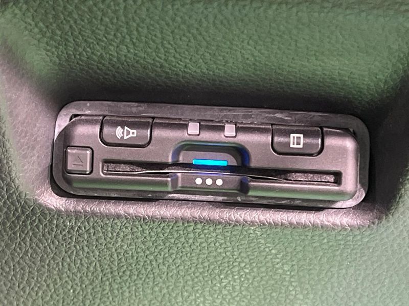 2020 Honda Fit 6AA-GR3 (UW-6aaf4e3a59c0c)[11]