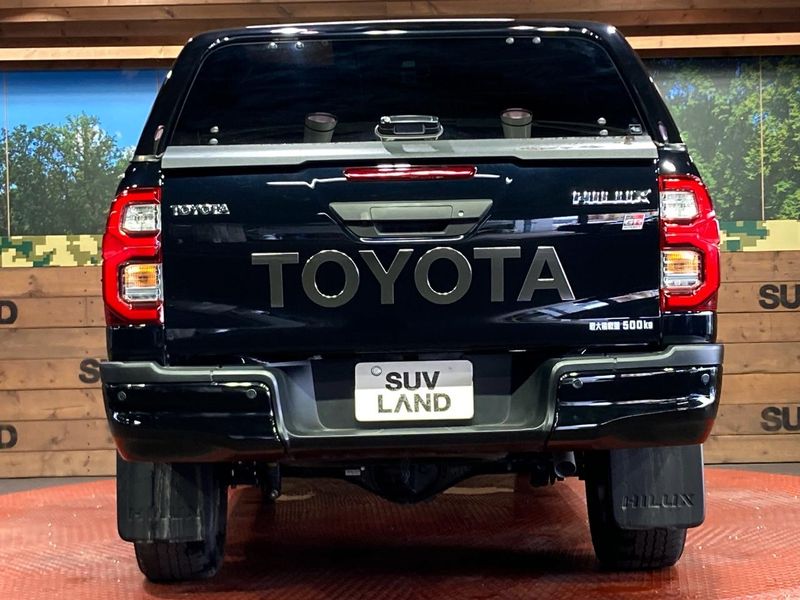 2022 Toyota Hilux 3DF-GUN125 (UW-6aaf4e4f15f6f)[14]