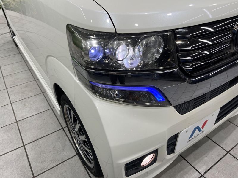 2013 Honda N-BOX CUSTOM DBA-JF1 (UW-6aaf4ea3828d9)[24]