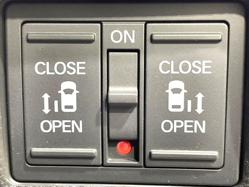 2020 Honda N-BOX CUSTOM 6BA-JF3 (UW-6aaf4ebb6816e)[9]
