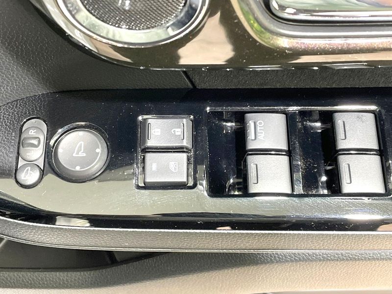 2020 Honda N-BOX CUSTOM 6BA-JF3 (UW-6aaf4ebb6816e)[8]
