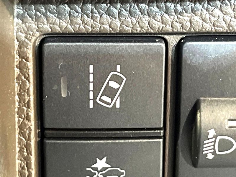 2023 Honda N-BOX 6BA-JF3 (UW-6aaf4eca61019)[12]