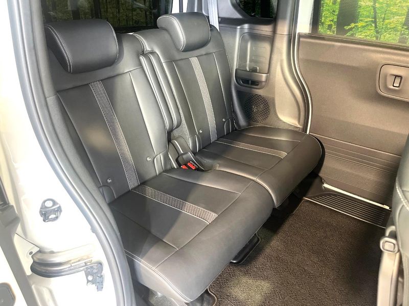 2023 Honda N-BOX CUSTOM 6BA-JF5 (UW-6aaf4ed7bb0c8)[22]