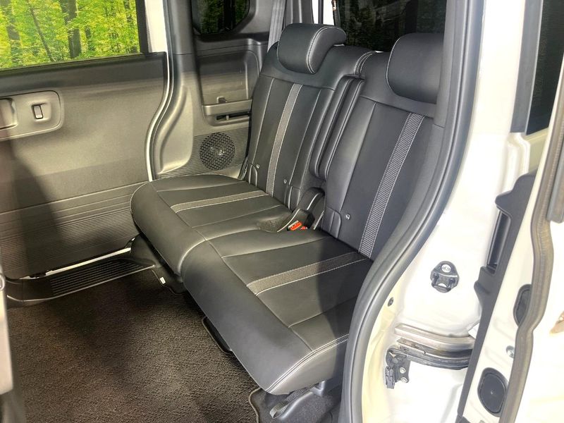 2023 Honda N-BOX CUSTOM 6BA-JF5 (UW-6aaf4ed7bb0c8)[24]