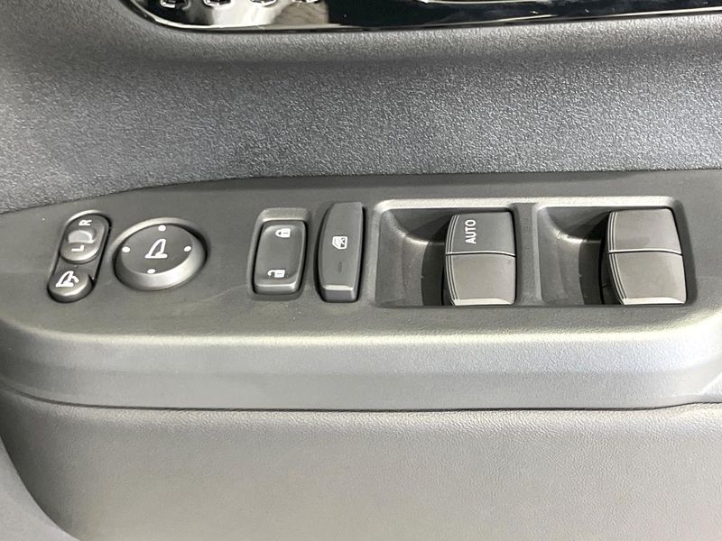 2026 Honda N-BOX CUSTOM 6BA-JF6 (UW-6aaf4ede47aac)[16]