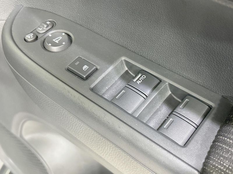 2021 Honda N-WGN Custom 6BA-JH3 (UW-6aaf4eebe349b)[22]