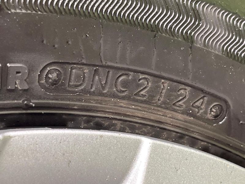 2024 Toyota Yaris 5BA-KSP210 (UW-6aaf4f1601573)[18]