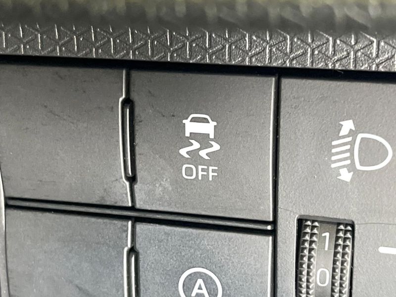 2019 Daihatsu Tanto 6BA-LA650S (UW-6aaf4f42d1025)[25]