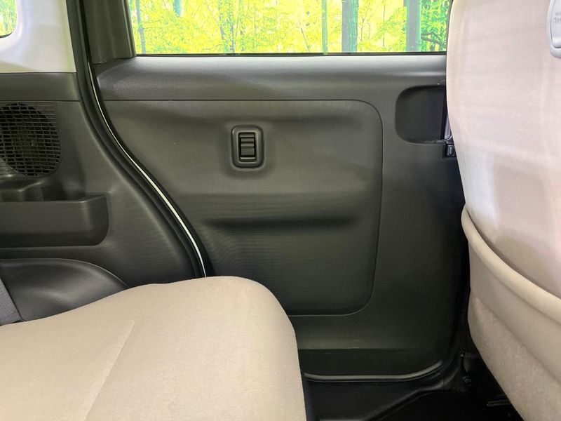 2018 Daihatsu Move Canbus DBA-LA800S (UW-6aaf4f551c310)[27]