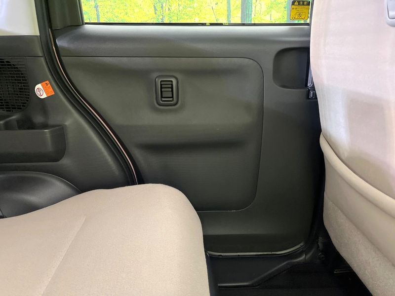 2020 Daihatsu Move Canbus 5BA-LA810S (UW-6aaf4f5a3c6dc)[27]