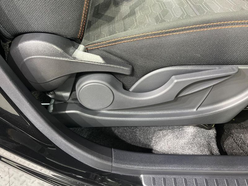 2021 Daihatsu Taft 5BA-LA900S (UW-6aaf4f622b41c)[9]