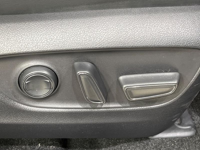 2020 Toyota RAV4 6BA-MXAA54 (UW-6aaf4ff82ac56)[16]